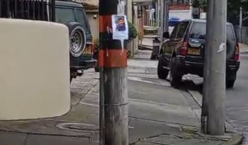 Familiares buscan a Emmanuel Morales, desapareció horas antes de su graduación 2 Familiares buscan a Emmanuel Morales, desapareció horas antes de su graduación Según su familia, Emanuel salió de su casa en el barrio Rosales a las 6:45 a. m. rumbo a una peluquería en la Carrera 1 Este con Calle 74