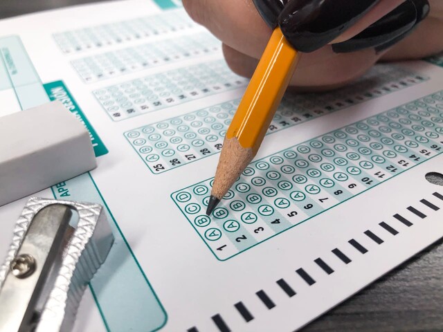 Este domingo 127 mil estudiantes harán las pruebas Icfes: recomendaciones 2 Este domingo 127 mil estudiantes harán las pruebas Icfes: recomendaciones Uno de los requisitos para graduarse como bachiller es presentar la prueba Saber 11, también conocida como Icfes. Este domingo se realizarán y le tenemos estas recomendaciones.