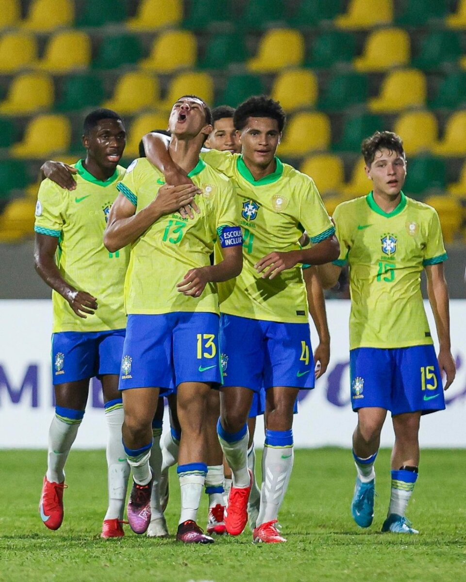 Hora y donde ver la final del Sudamericano Sub-17 entre Colombia y Brasil 2 Hora y donde ver la final del Sudamericano Sub-17 entre Colombia y Brasil Hoy, Colombia y Brasil disputan la final del Sudamericano Sub-17 en Cartagena. Infórmese cómo ver el partido aquí.