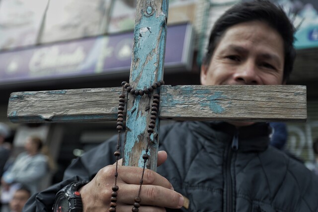 Esta es la hora en que Jesús murió el Viernes Santo según la tradición cristiana 1 Esta es la hora en que Jesús murió el Viernes Santo según la tradición cristiana Según la tradición cristiana, esta es la hora en la que Jesús de Nazaret murió Viernes Santo.