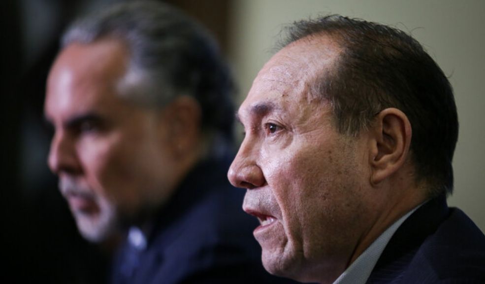 Lanzaron página web para proponer preguntas en la consulta popular 2 Lanzaron página web para proponer preguntas en la consulta popular El Gobierno Nacional lanzó una herramienta que quiere poner a todos los colombianos a opinar. Se trata de ‘Consulta Digital’, una plataforma web donde cualquier persona, sin importar en qué rincón del país esté, puede proponer sus preguntas para que sean tenidas en cuenta en la próxima Consulta Popular.