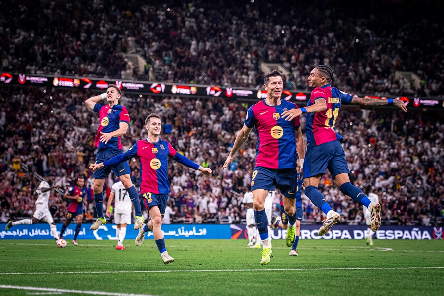 Los datos que debe saber previo al partido del Barcelona y el Inter 2 Los datos que debe saber previo al partido del Barcelona y el Inter Este será el treceavo enfrentamiento entre estos dos gigantes en Champions. Hasta ahora, el Barcelona domina el historial con 6 victorias.