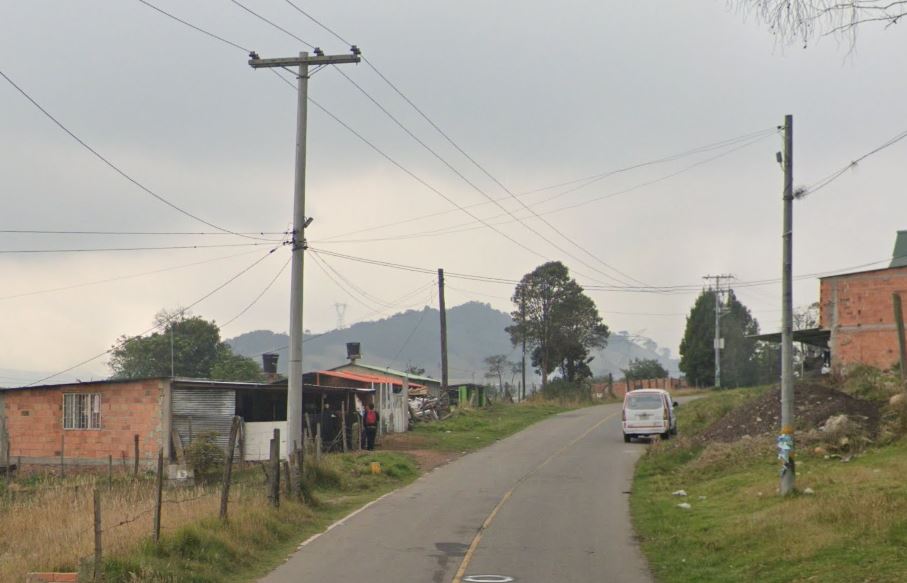 Misterioso asesinato a pareja de campesinos en Ciudad Bolívar Macabro hallazgo en Ciudad Bolívar: pareja de campesinos fue asesinada con arma blanca en su vivienda de Mochuelo Alto.