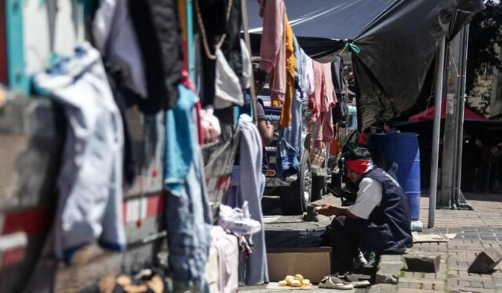 Niña indígena de 7 años resultó herida tras caer de chiva al llegar a Bogotá