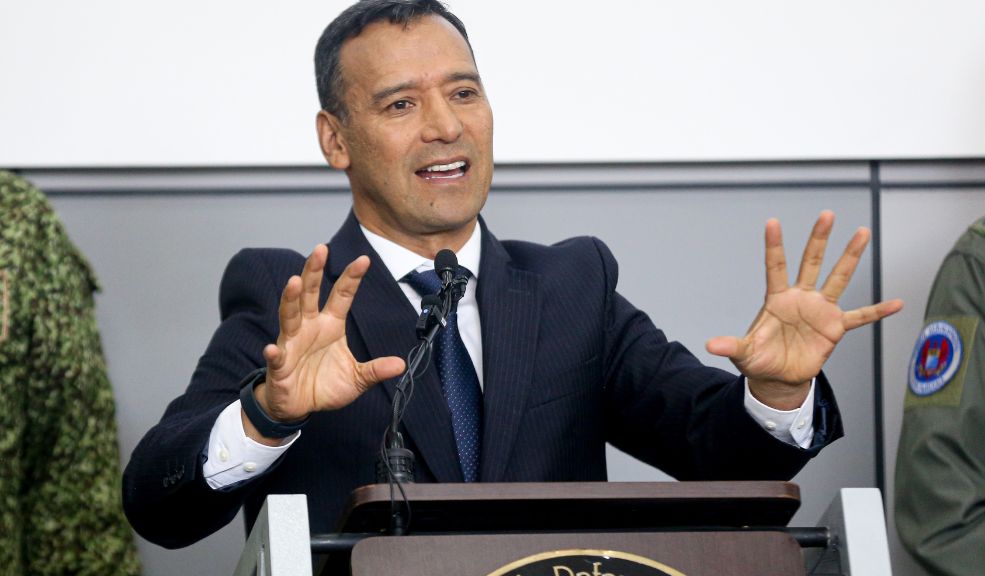 Ofrecen $300 millones de recompensa por autores de ataque con explosivos a estación de Policía
