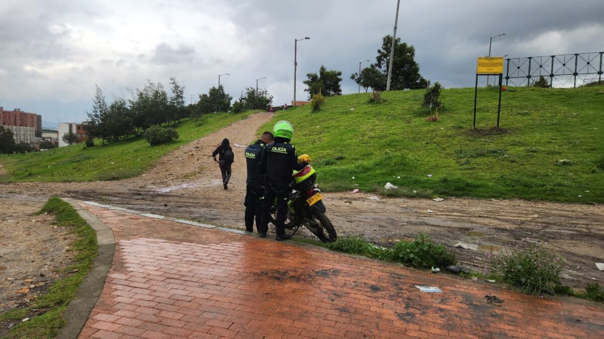Violencia en Ciudad Bolívar: joven de 26 años es asesinado en un parque 2 Violencia en Ciudad Bolívar joven de 26 años es asesinado en un parque