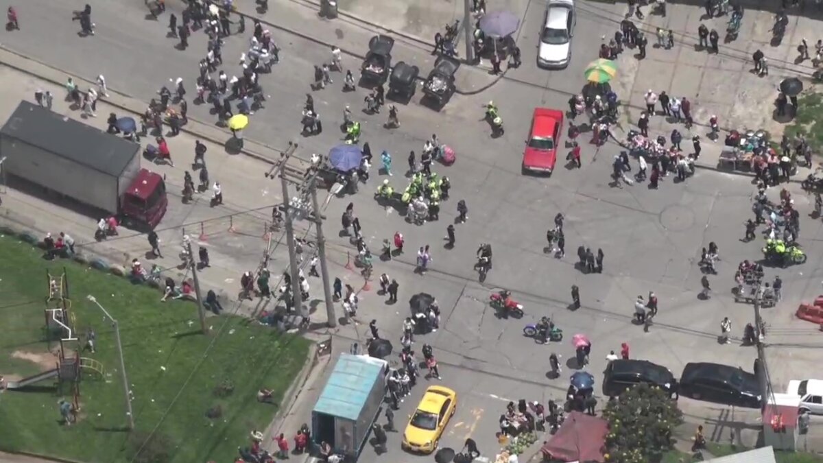 La Policía acompaña las peregrinaciones en Bogotá, desde el aire 1 La Policía acompaña las peregrinaciones en Bogotá, desde el aire