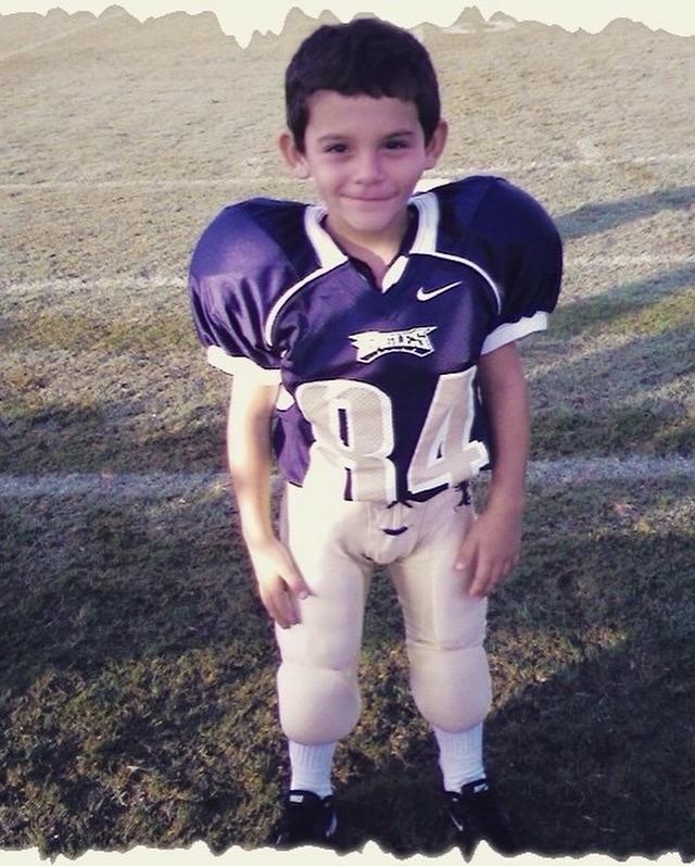 Hijo de kennediano y nieto de paisa: él es Xavier Restrepo, el otro colombiano que jugará en la NFL La Liga de Fútbol Americano (NFL) sumará a otro talento colombiano: Xavier Restrepo. Le contamos en qué equipo jugará y su historia.