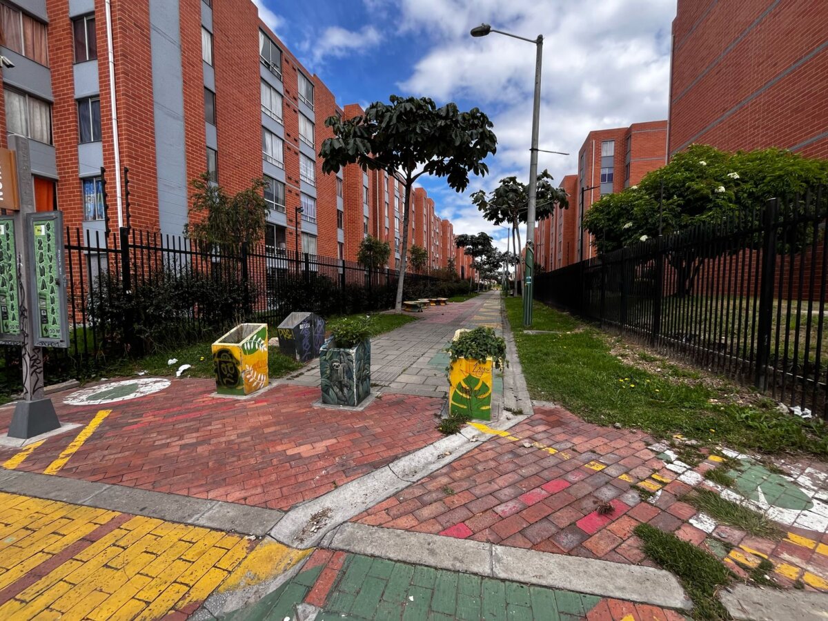 Tiro mortal en el barrio Villa Javier en Bosa Le dispararon a un hombre en el barrio Villa Javier, aunque lo trasladaron a un centro médico terminó falleciendo.