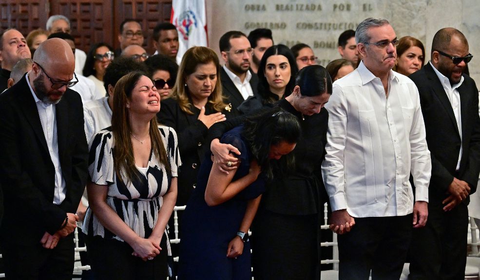 República Dominicana rinde homenaje a Rubby Pérez, la voz del merengue Este jueves se realizó en República Dominicana el velorio de Rubby Pérez, el cantante de merengue que murió tras el siniestro ocurrido en el bar Jet-Set, en ese país.