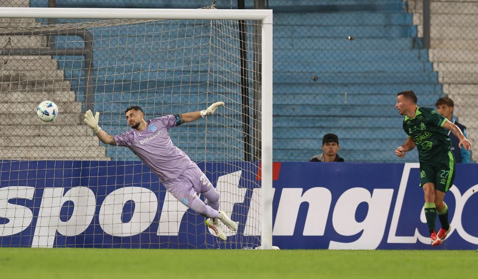 Triunfo histórico de Atlético Bucaramanga en Argentina, en Copa Libertadores 1 Triunfo histórico de Atlético Bucaramanga en Argentina, en Copa Libertadores Atlético Bucaramanga se impuso como visitante sobre Racing de Argetina, en la segunda fecha de la fase de grupos de la Copa Libertadores.