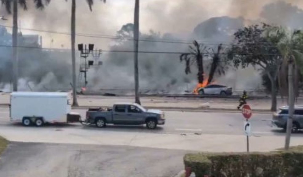 Mueren 3 personas en accidente de avioneta en Florida, EE.UU.