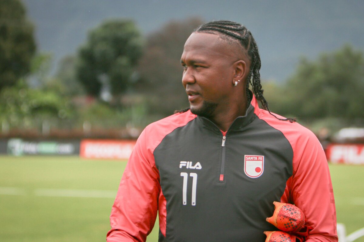 Pese a los malos resultados de Santa Fe, Hugo Rodallega es optimista que este domingo el 'Rojazo' vuelve a sumar de a 3. 