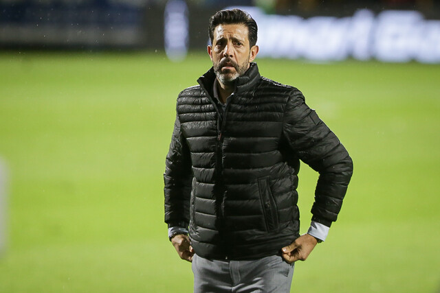Santa Fe enfrenta a Junior en su última oportunidad de clasificar a los cuadrangulares 1 Jorge Bava suma con Santa Fe 2 empates, 2 derrotas y 1 victoria en 5 juegos al mando.