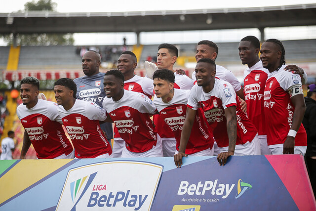 Santa Fe enfrenta a Junior en su última oportunidad de clasificar a los cuadrangulares Santa Fe necesita sumar al menos 4 de sus últimos 12 puntos posibles, para clasificar.
