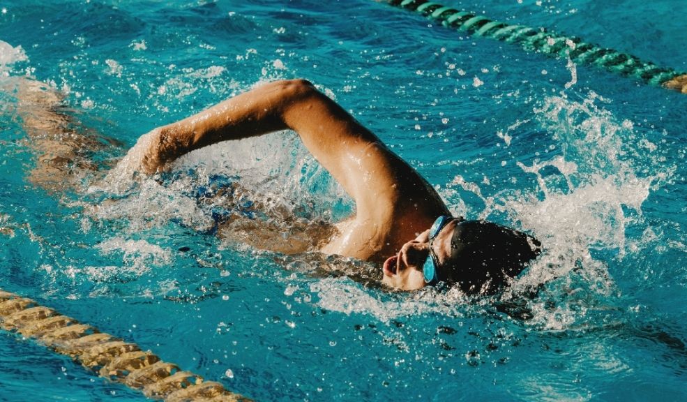 Bogotá abre inscripciones para cursos de natación en los Centros Felicidad 3 Bogotá abre inscripciones para cursos de natación en los Centros Felicidad El Distrito busca fomentar la actividad física y el bienestar entre los ciudadanos, promoviendo el aprendizaje de habilidades acuáticas en ambientes seguros y adecuados.