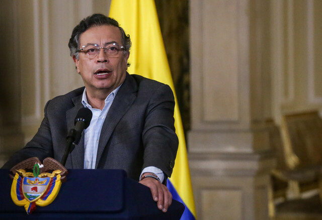 Petro dice que fue a posesión de Noboa para plantear proyecto de la Gran Colombia 1 Petro dice que fue a posesión de Noboa para plantear proyecto de la Gran Colombia