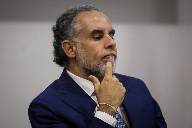 "Que no se quede en un anuncio más": Disidencias responden por zona de paz 2 "Que no se quede en un anuncio más": Disidencias responden por zona de paz El cabecilla de las disidencias dijo que este anuncio es el inicio de una nueva fase y que han dado el paso, pero espera que no se queden en simples anuncios.