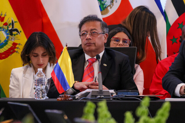 Presidente anuncia que el lunes presentará nueva consulta con pregunta adicional