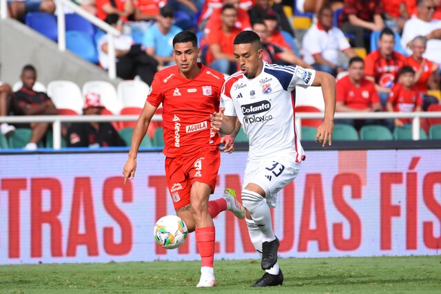 Definidos los grupos de los cuadrangulares de la Liga Betplay. ¡Se vienen clásicos! 1 Definidos los grupos de los cuadrangulares de la Liga Betplay. ¡Se vienen clásicos! Millonarios se medirá contra sus dos clásicos rivales en el Grupo B, mientras que América no la tendrá fácil en la Zona A. Ya está definida la primera fecha de los cuadrangulares.