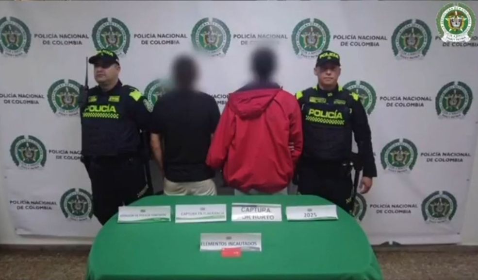 Capturan-a-dos-hombres-que-intentaron-hurtar-con-Tarjetazo-en-Fontibon