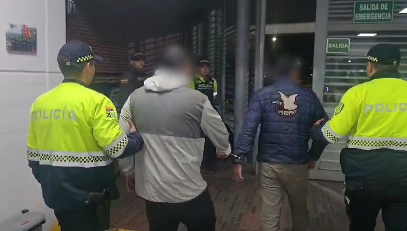Capturan a dos hombres y aprehenden a menor por robo de camioneta en Ciudad Bolívar 1 Capturan a dos hombres y aprehenden a menor por robo de camioneta en Ciudad Bolívar