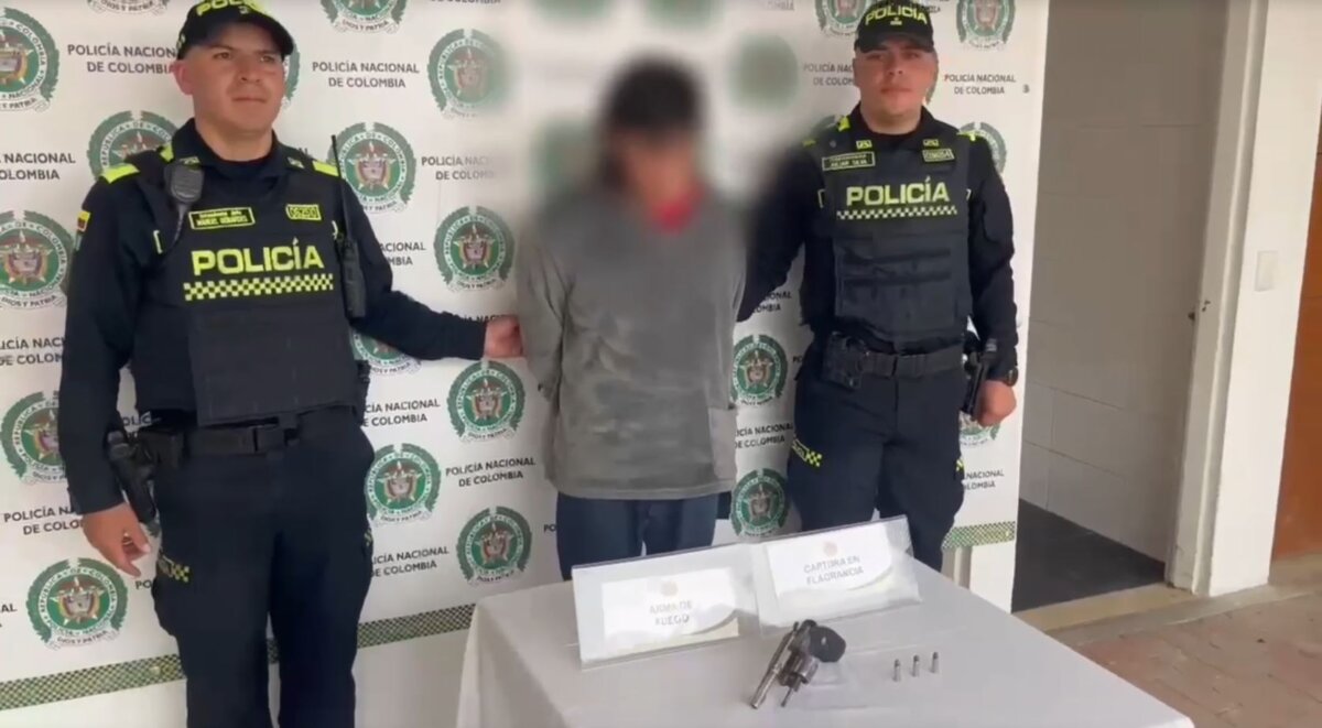 Capturan-a-dos-personas-con-armas-de-fuego-y-drogas-en-Soacha