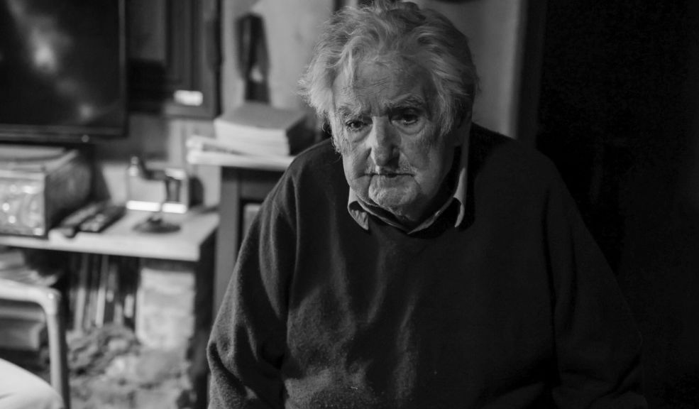 Atención: murió a los 89 años Pepe Mujica, expresidente de Uruguay 2 Atención: murió a los 89 años Pepe Mujica, expresidente de Uruguay José 'Pepe' Mujica murió este martes a los 89 años, informó el actual mandatario de Uruguay, Yamandú Orsi.