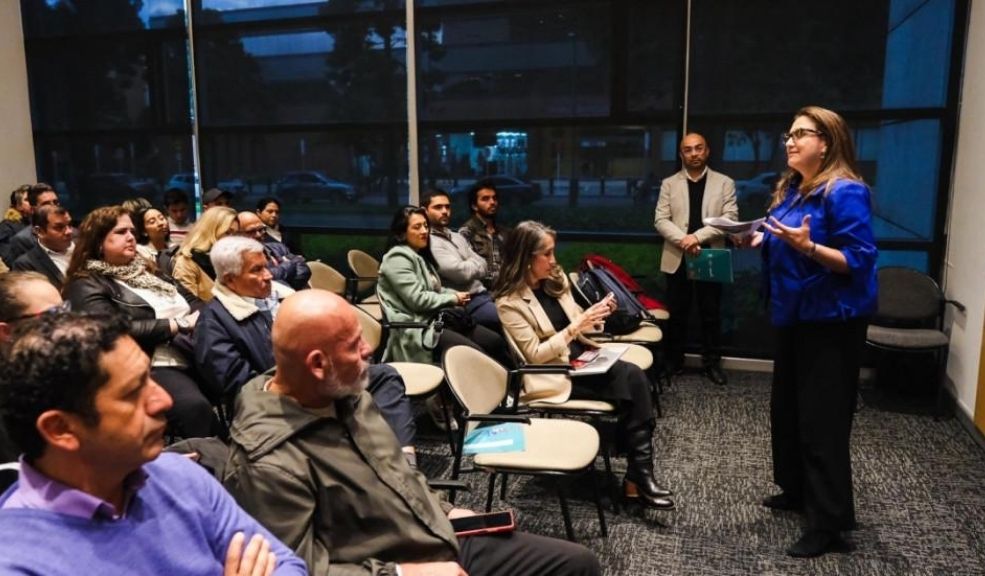 Curso gratuito en Bogotá enseña a cuidar el agua en medio de la sequía Esta iniciativa busca generar conciencia y ofrecer herramientas prácticas a la ciudadanía para enfrentar los desafíos actuales relacionados con el agua.