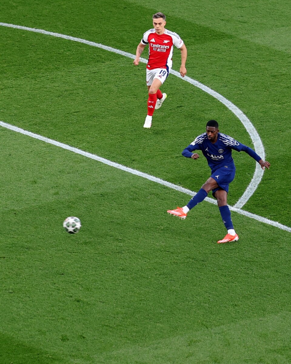 Semifinal de Champions: Dembelé empieza como suplente en el PSG contra el Arsenal 1 Semifinal de Champions: Dembelé empieza como suplente en el PSG contra el Arsenal El PSG, que lleva la ventaja en la serie de semifinales por 1-0, no contará con Ousmane Dembélé para el arranque del partido de vuelta ante el Arsenal. Le contamos las razones.