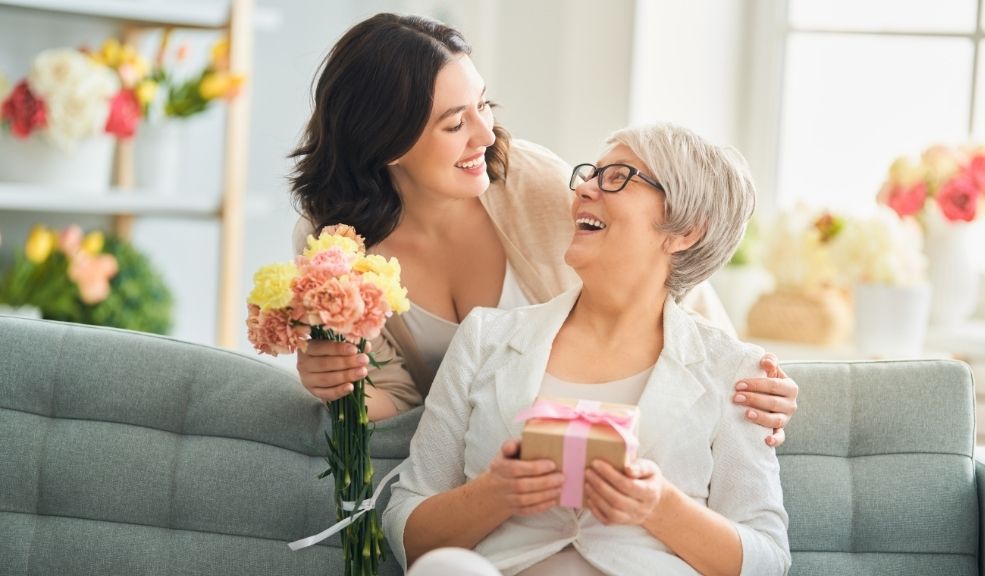 Día de la Madre: fecha y los eventos para disfrutar con ella en Bogotá 3 Día de la Madre: fecha y los eventos para disfrutar con ella en Bogotá Le contamos cuándo se celebrará el Día de la Madre y qué eventos habrá en Bogotá para que disfrute de esta fecha especial junto a ese ser querido.