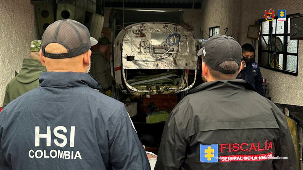 Descubren una avioneta modificada para mover cargamentos de cocaína