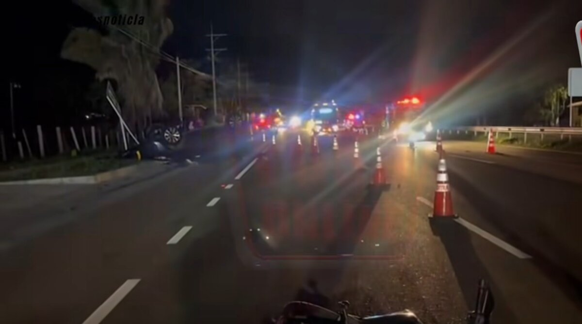 Dolor por la partida de Yuli, quien murió en fatal accidente en Chinauta La joven fue arrollada por una camioneta mientras se desplazaba en su motocicleta, en el sector de Chonauta. Era madre de dos hijos.