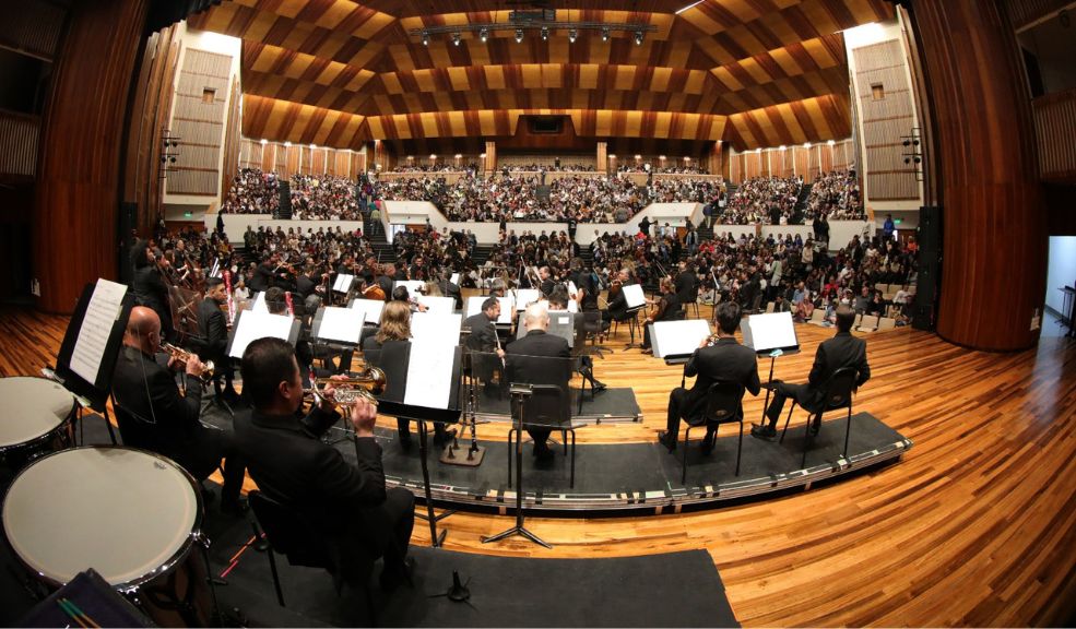 Prográmese: Mozart y Schönberg se toman los escenarios con la Filarmónica de Bogotá 2 Prográmese: Mozart y Schönberg se toman los escenarios con la Filarmónica de Bogotá Este sábado, en el auditorio León de Greiff de la Universidad Nacional, habrá un concierto imperdible de la Filarmónica de Bogotá. ¡Prográmese!