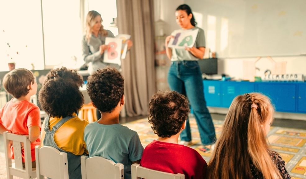 Jornada especial para asignar cupos en prejardín, jardín y transición 2 Jornada especial para asignar cupos en prejardín, jardín y transición Con este tipo de actividades, el Distrito fortalece el acceso a la educación desde la primera infancia y promueve la permanencia escolar, articulando esfuerzos entre diferentes entidades para llegar a todos los rincones de la ciudad.