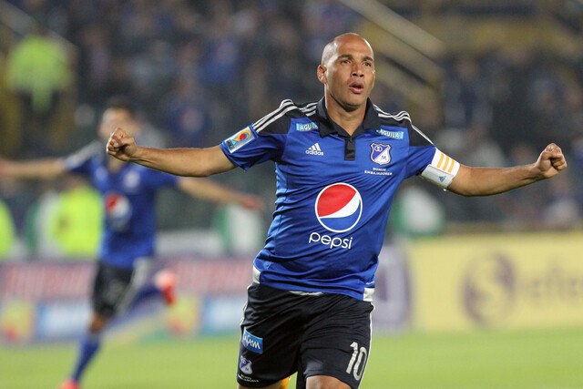 Cinco ídolos de Millonarios firmarán autógrafos este sábado 24 de mayo: le contamos dónde y a qué hora Máyer Candelo, Wason Rentería, Mackálister Silva y otros ídolos de Millonarios estarán presentes en un reconocido parque de Bogotá. ¡Prográmese!