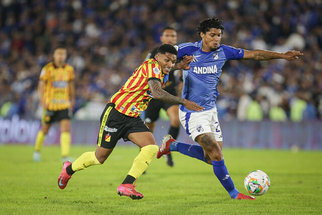 Millonarios empató con Pereira y con eso le bastó para sellar su paso a los cuadrangulares En su regreso a El Campín, Millonarios no pudo mantener su buena racha de victorias y tuvo que conformarse con un empate ante el Pereira. Así se desarrolló el juego.