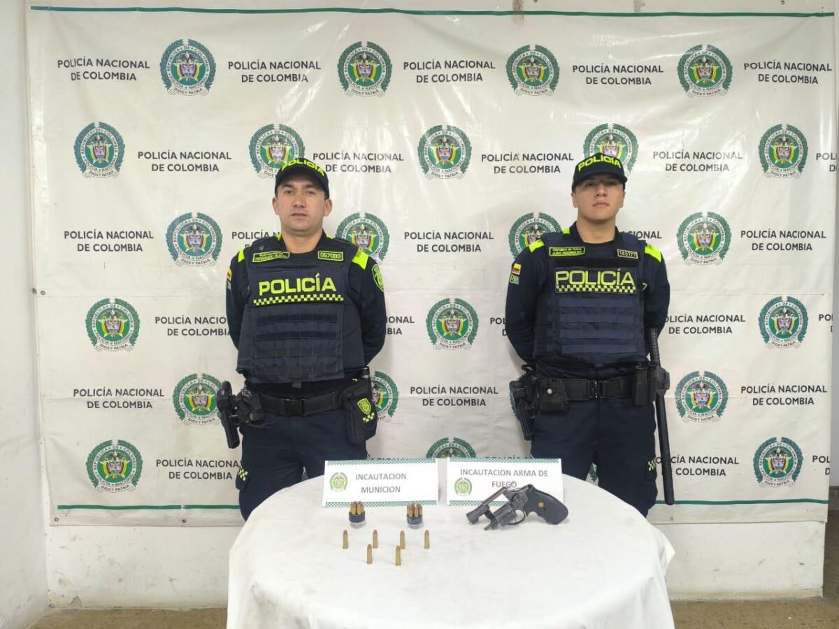 Policía reportó 9 capturas en Cundinamarca por diferentes delitos 3 Policía reportó 9 capturas en Cundinamarca por diferentes delitos La Policía de Cundinamarca realizó varias capturas en los municipios de Funza, Mosquera, Chía y Cajicá por diferentes delitos.