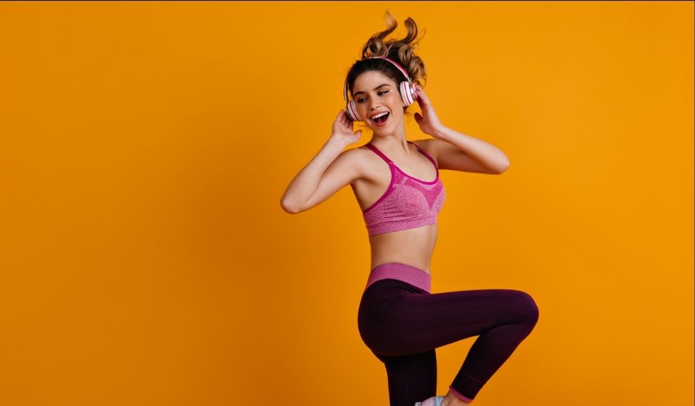 Prepárese para una tarde llena de ritmo con la Zumbatón gratuita en Portal 80 2 Prepárese para una tarde llena de ritmo con la Zumbatón gratuita en Portal 80 El evento contará con la participación especial de Elianis Garrido, reconocida por su energía y carisma, quien será la encargada de guiar a los asistentes en una jornada de baile y actividad física.
