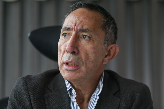 Duro golpe a Petro por irregularidades en su campaña presidencial 3 Duro golpe a Petro por irregularidades en su campaña presidencial La Procuraduría General de la Nación concluyó que la campaña presidencial de Gustavo Petro en 2022 vulneró los límites de ingresos y gastos establecidos por la ley, omitiendo reportes por más de $5.355 millones y recibiendo financiación de fuentes prohibidas.