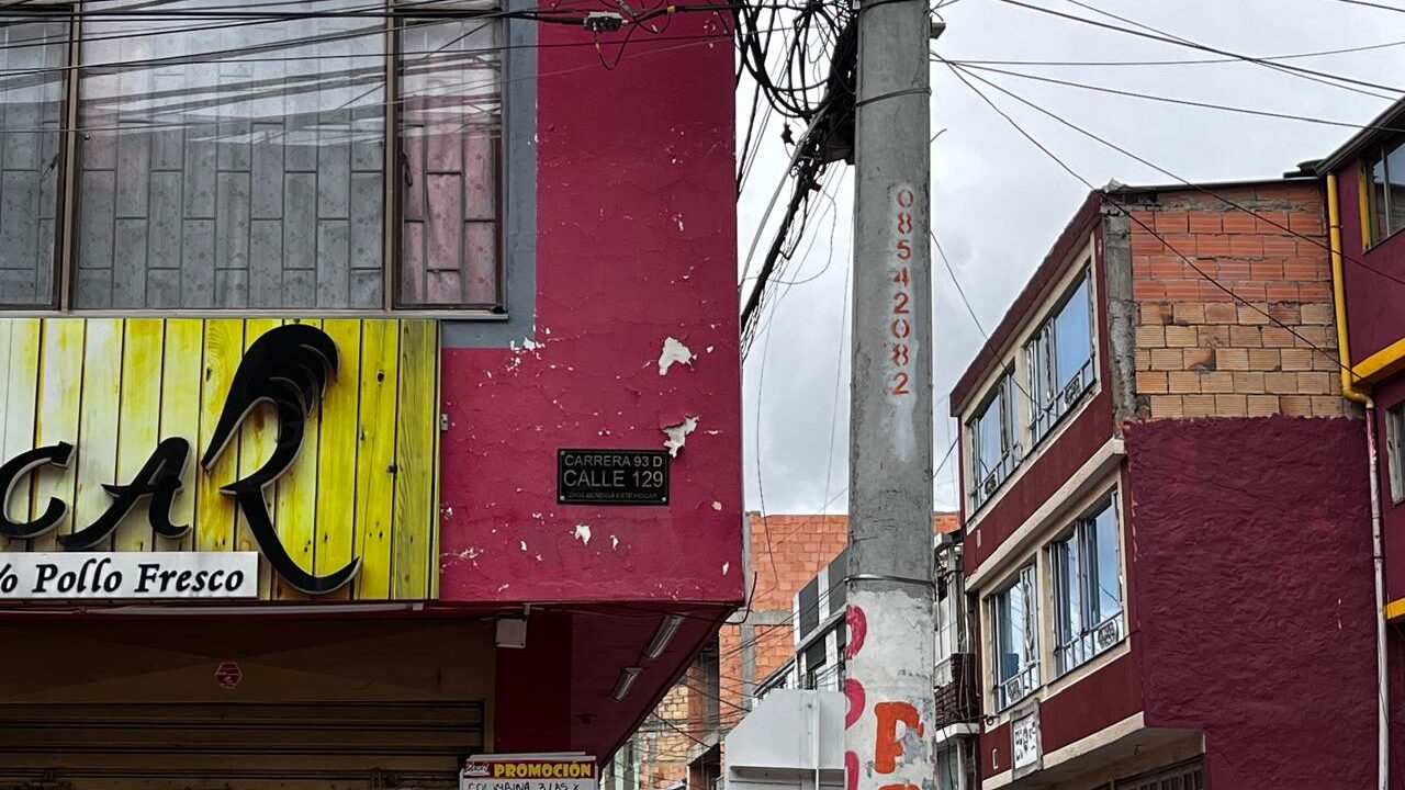 En calle de Suba Rincón, un llegado lo habría asesinado 2 En calle de Suba Rincón, un llegado lo habría asesinado Un hecho de intolerancia, ocurrido en medio de una reunión con tragos, causó la muerte de un hombre en Suba Rincón. Su agresor fue capturado.