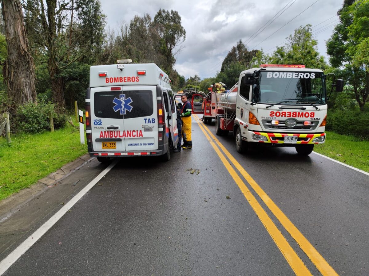 Vía Sesquilé - Guatavita cerrada por impactante accidente de tránsito