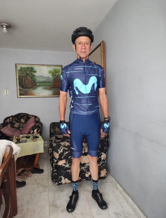 En Fontibón: Carlos salió a montar bicicleta y desapareció. Lo buscan desesperadamente La familia de Carlos Emilio Mesa le contó a Q'HUBO el drama que vive por su desaparición desde el pasado 26 de abril. Esto es lo último que se sabe.