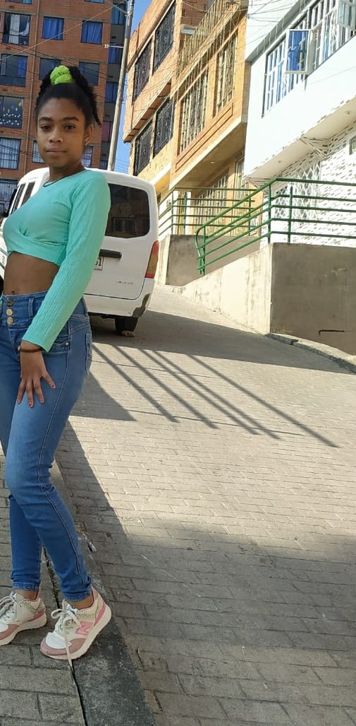Familiares buscan a Yereidis, joven de 17 años desaparecida en Rafael Uribe