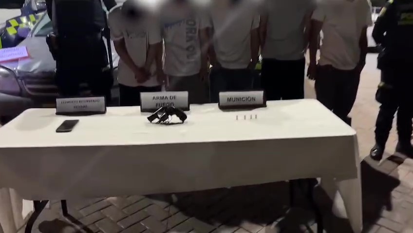 Capturaron a 3 hombres que usaban a menores para robar carros en Ciudad Bolívar