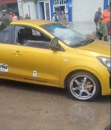 Salvaje agresión de taxista en Ciudad Bolívar 1 Salvaje agresión de taxista en Ciudad Bolívar