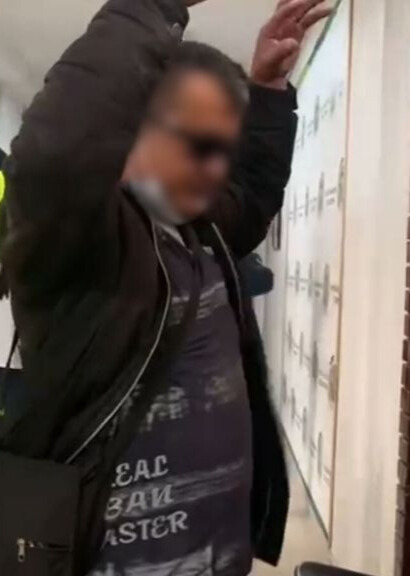Capturan a 'Yerbatero' por presunto abuso a menor con síndrome de Down en C. Bolívar 2 Capturan a 'Yerbatero' por presunto abuso a menor con síndrome de Down en C. Bolívar Un hombre aprovechó su condición de falso curandero para abusar de una menor con Síndrome de Down.