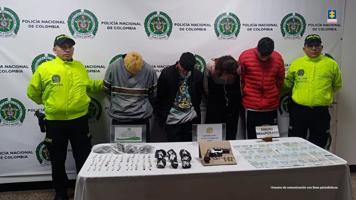 Por venta de drogas en Bosa enviaron 4 personas a la cárcel Se les imputan los delitos de tráfico, fabricación y porte de estupefacientes, así como porte ilegal de armas de fuego, ambos agravados.