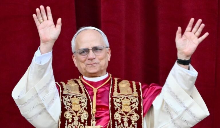 ROBERT-PREVOST-ES-EL-NUEVO-PAPA-SU-NOMBRE-PAPAL-SERA-LEON-XIV-4.jpg