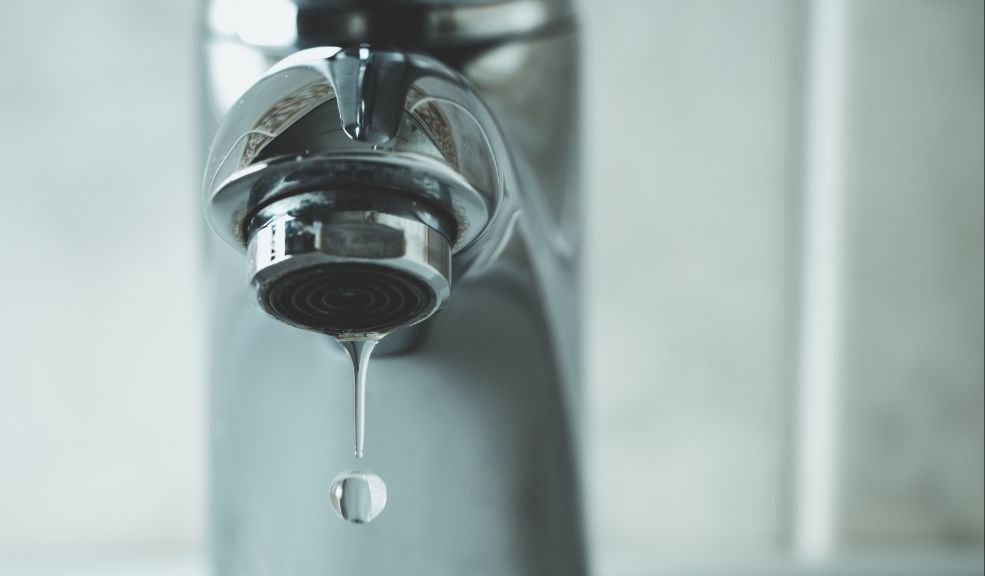 13 millones de colombianos sin agua potable: crisis y soluciones 2 13 millones de colombianos sin agua potable: crisis y soluciones Este problema no es exclusivo del país: según la ONU, casi la mitad de la población mundial enfrenta escasez de agua al menos una vez al año, y una de cada cuatro vive bajo estrés hídrico extremo.
